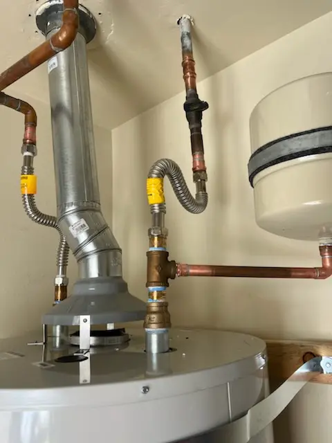 Water heater installation and plumbing repair in Downtown Marysville